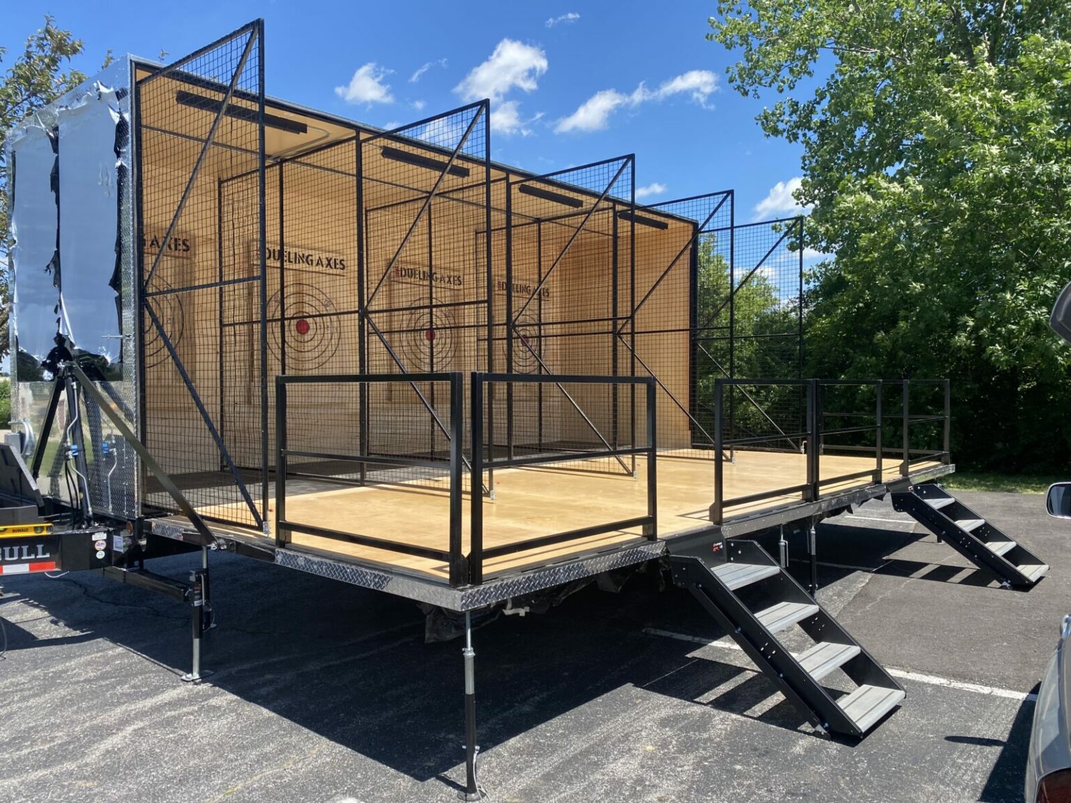 axe-throwing-trailer-columbus-axe-throwing-trailer-dueling-axes