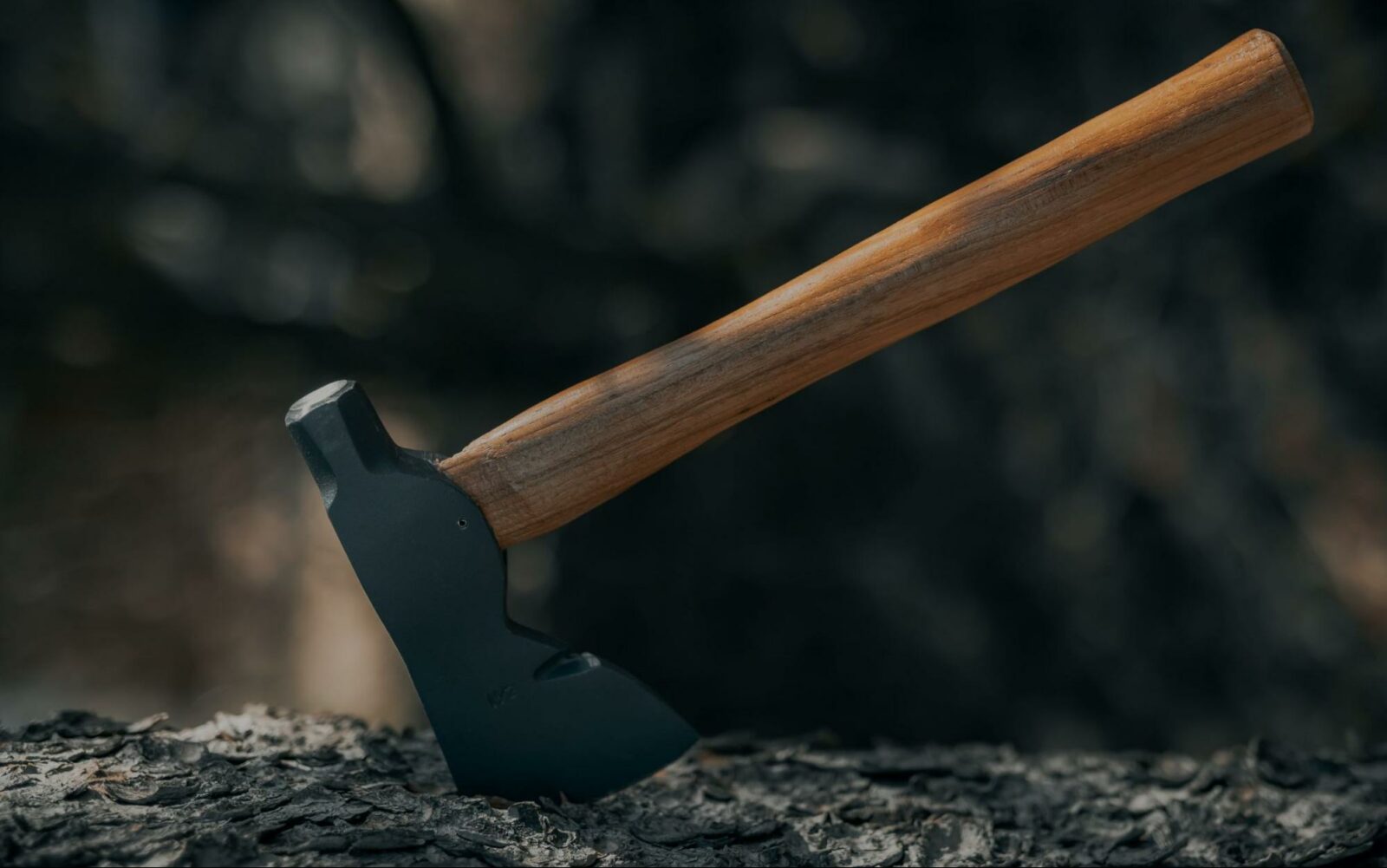How To Throw An Axe With Devastating Accuracy - BEST GAMES WALKTHROUGH